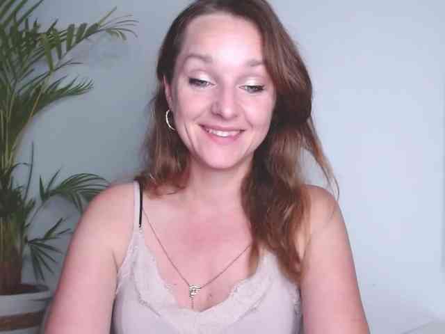 SecretAlicia webcam