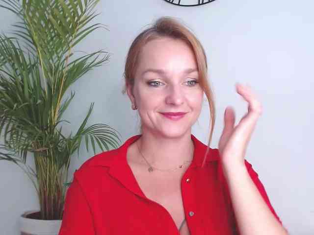 SecretAlicia webcam