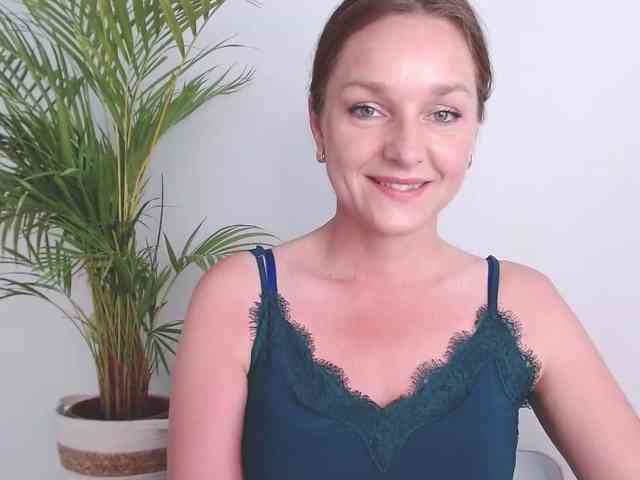 SecretAlicia webcam