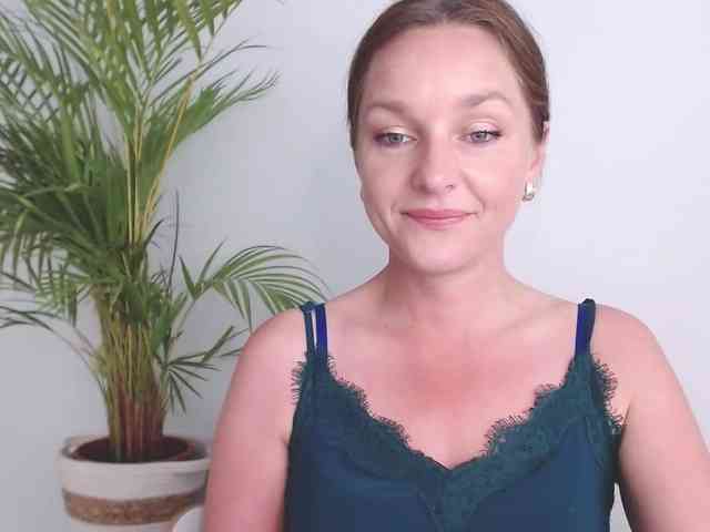 SecretAlicia webcam