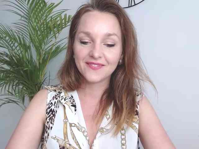 SecretAlicia webcam
