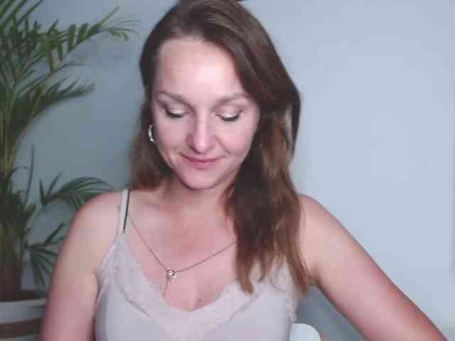 SecretAlicia webcam