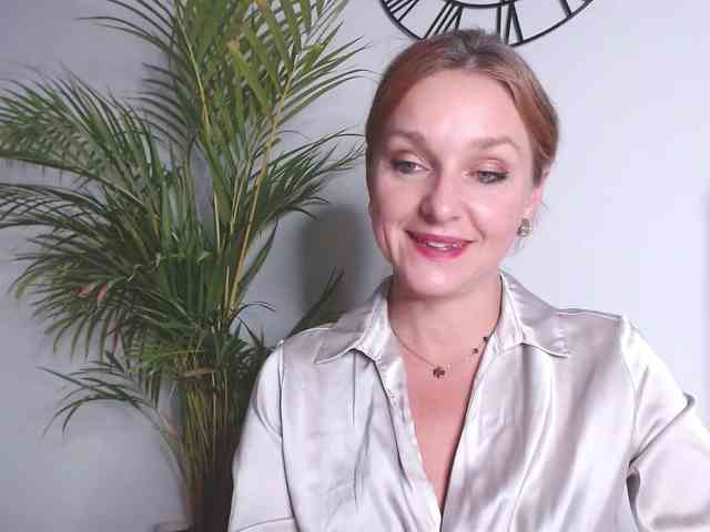 SecretAlicia webcam