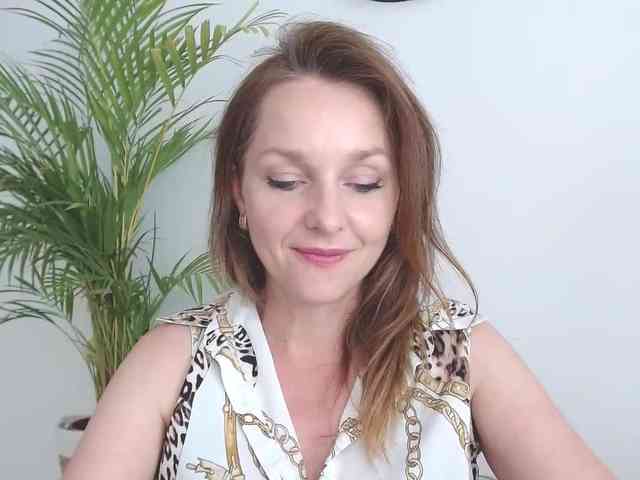 SecretAlicia webcam