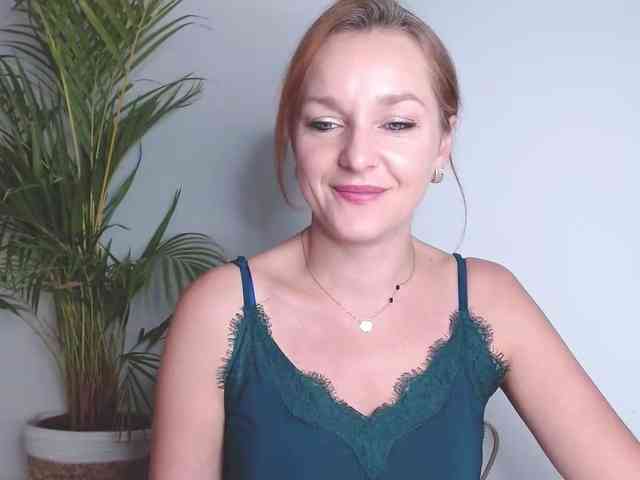 SecretAlicia webcam