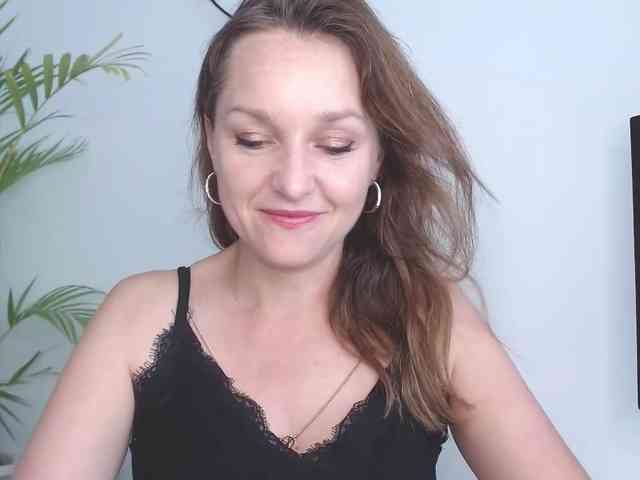SecretAlicia webcam
