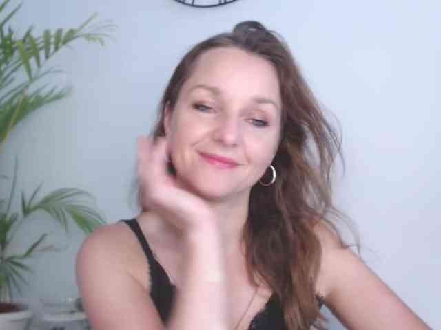 SecretAlicia webcam