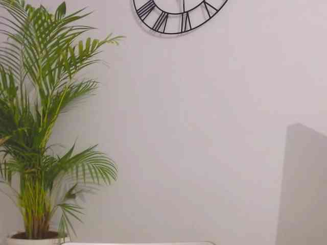 SecretAlicia Live Webcam on {site_name}