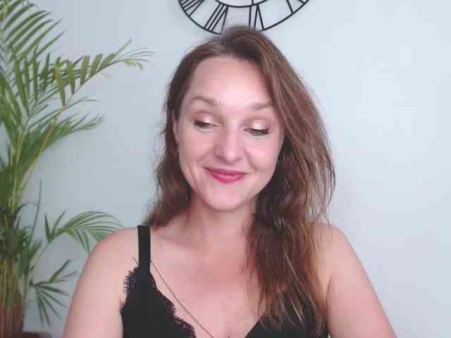 SecretAlicia webcam