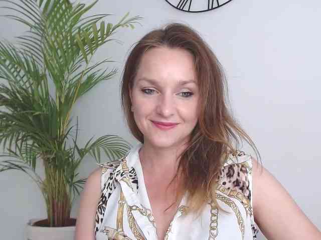 SecretAlicia webcam