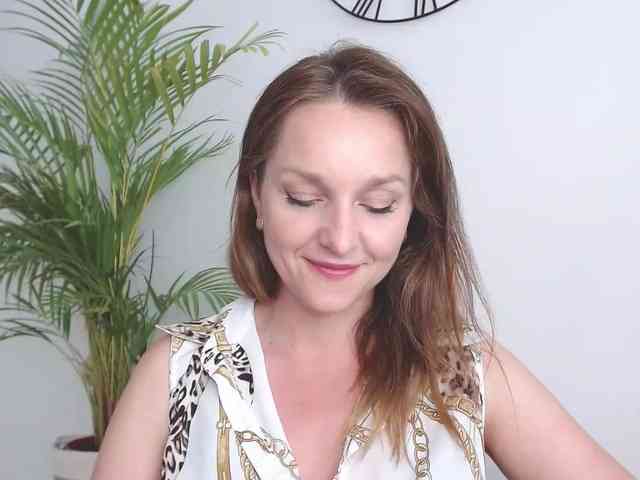 SecretAlicia webcam