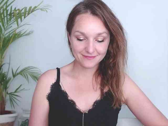 SecretAlicia webcam