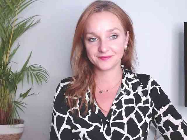 SecretAlicia webcam