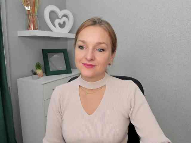 SecretAlicia webcam
