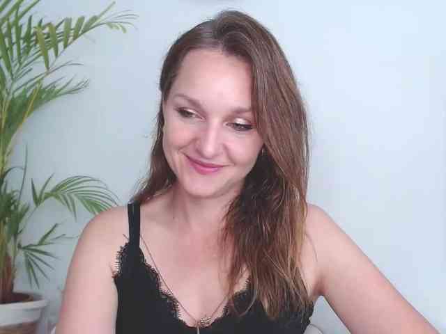 SecretAlicia webcam