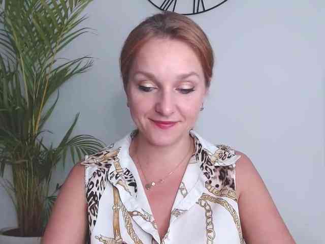 SecretAlicia webcam