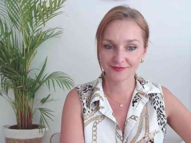 SecretAlicia webcam