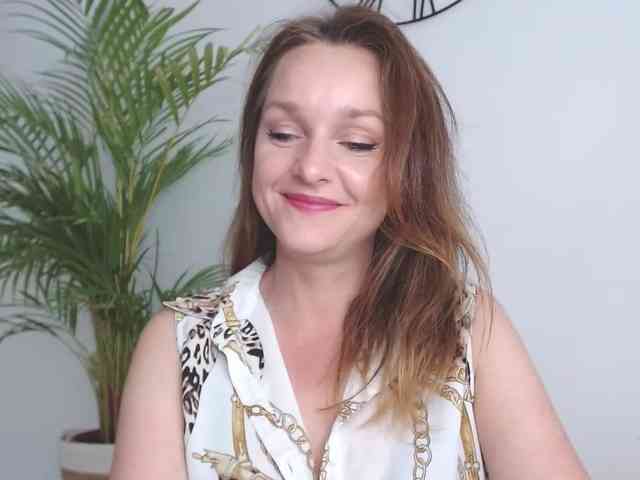 SecretAlicia webcam