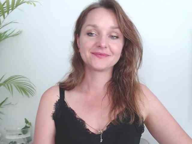 SecretAlicia webcam