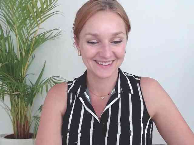 SecretAlicia webcam