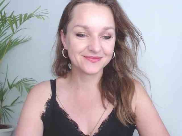 SecretAlicia webcam