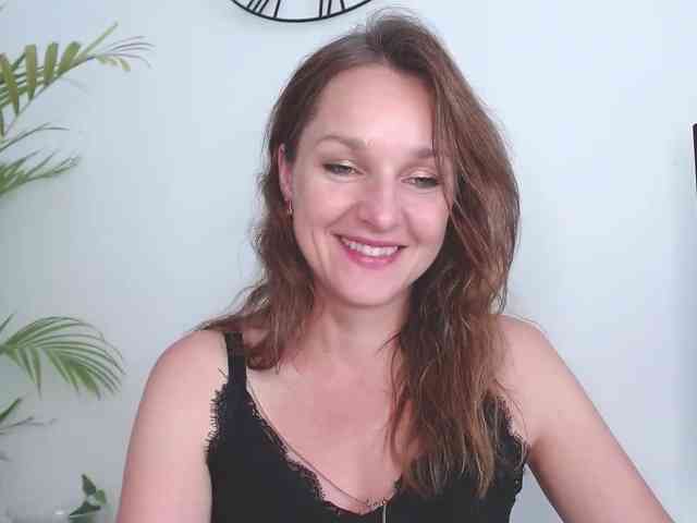 SecretAlicia webcam