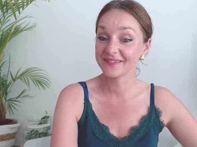 SecretAlicia webcam