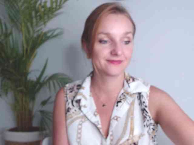 SecretAlicia webcam