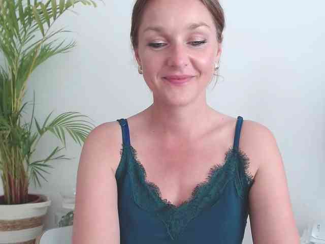 SecretAlicia webcam