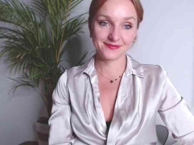 SecretAlicia webcam