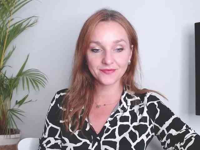 SecretAlicia webcam