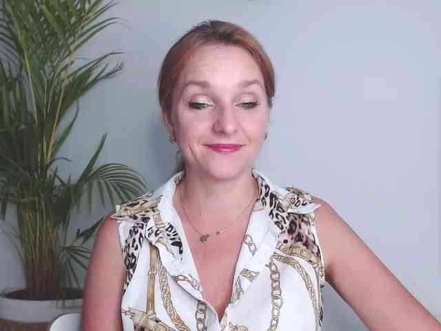SecretAlicia webcam