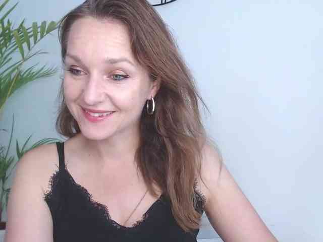 SecretAlicia webcam