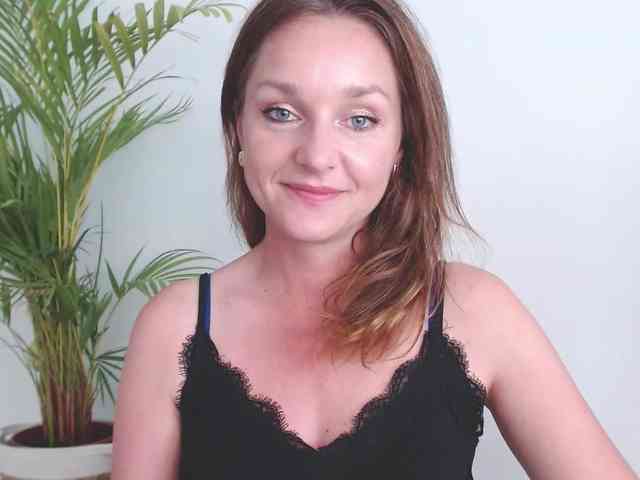 SecretAlicia webcam