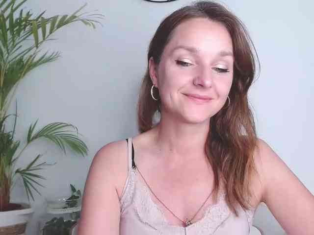 SecretAlicia webcam