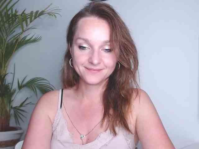 SecretAlicia webcam