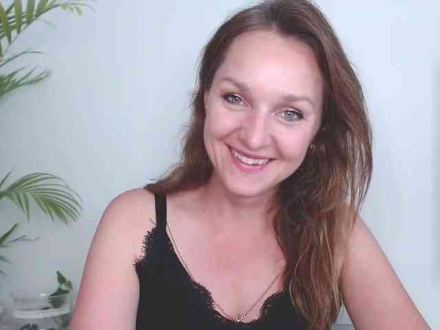 SecretAlicia webcam