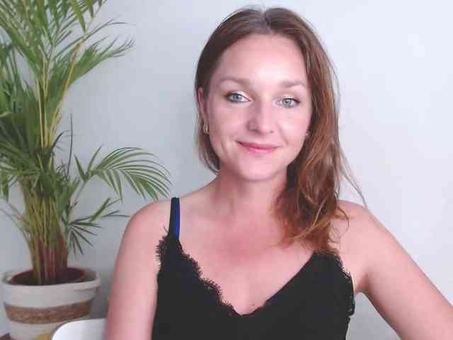 SecretAlicia webcam