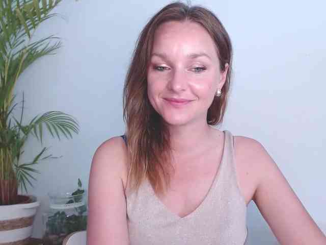 SecretAlicia webcam