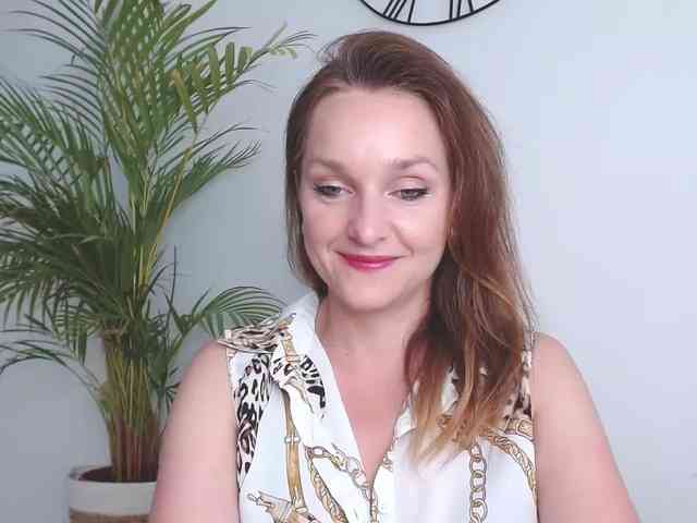 SecretAlicia webcam