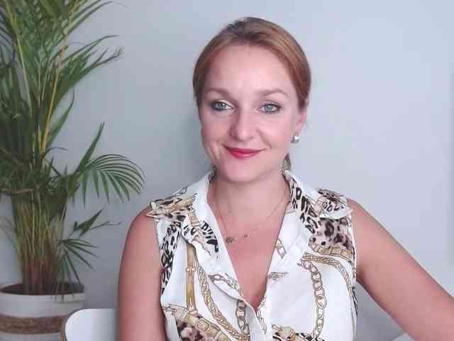SecretAlicia webcam