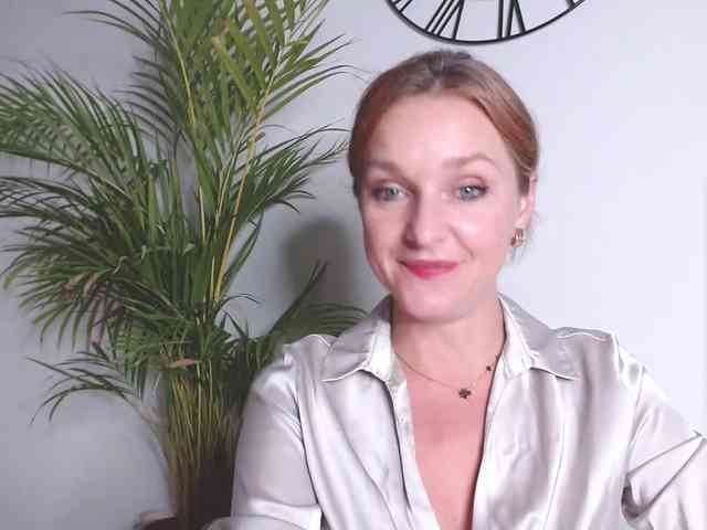 SecretAlicia webcam