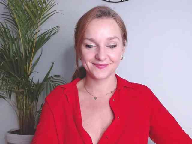 SecretAlicia webcam