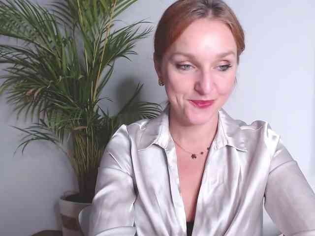 SecretAlicia webcam