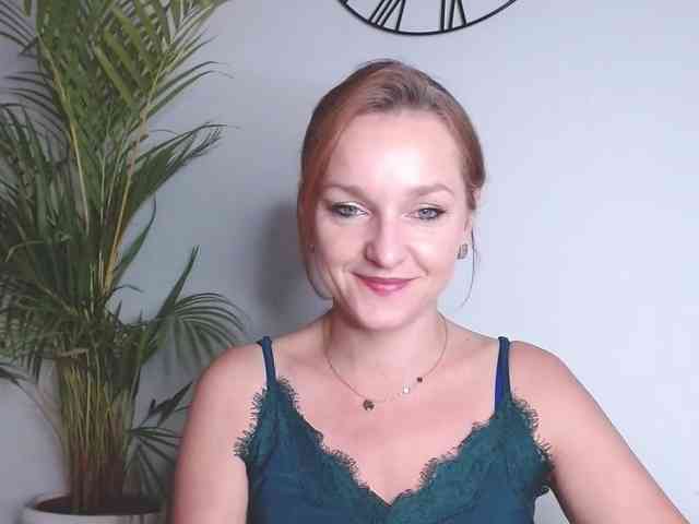 SecretAlicia webcam