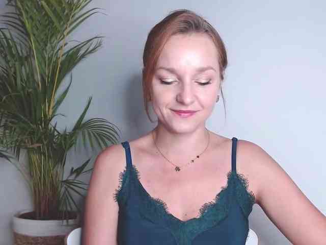 SecretAlicia webcam