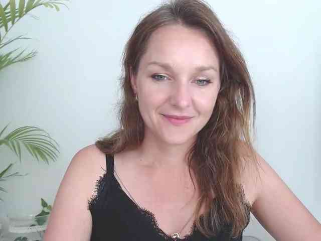 SecretAlicia webcam