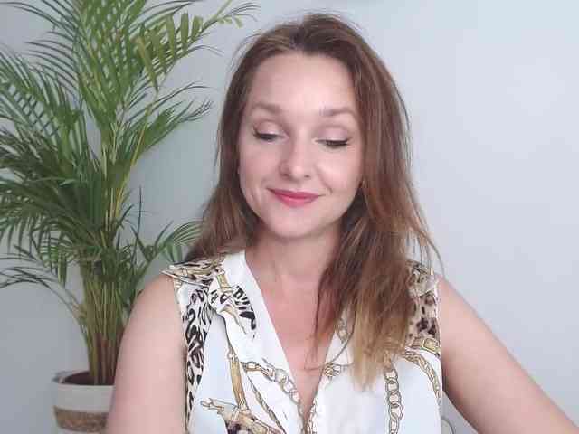 SecretAlicia webcam