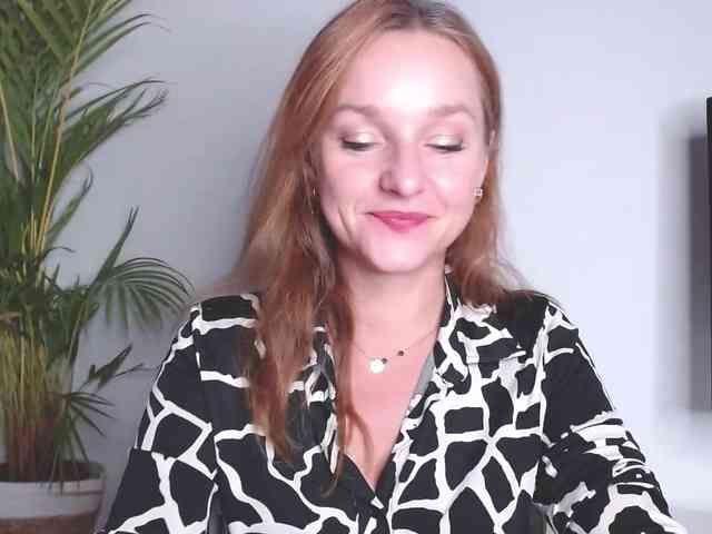 SecretAlicia webcam