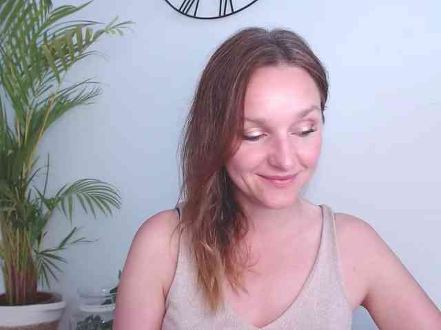 SecretAlicia webcam